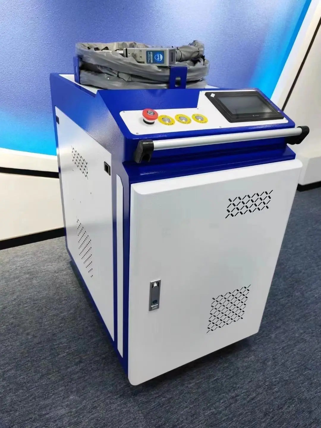 1500W Fiber Laser Cleaning Machine for Industrial Rust Removal
