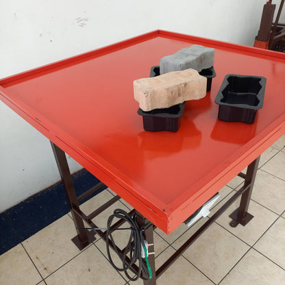 Vibrating Table