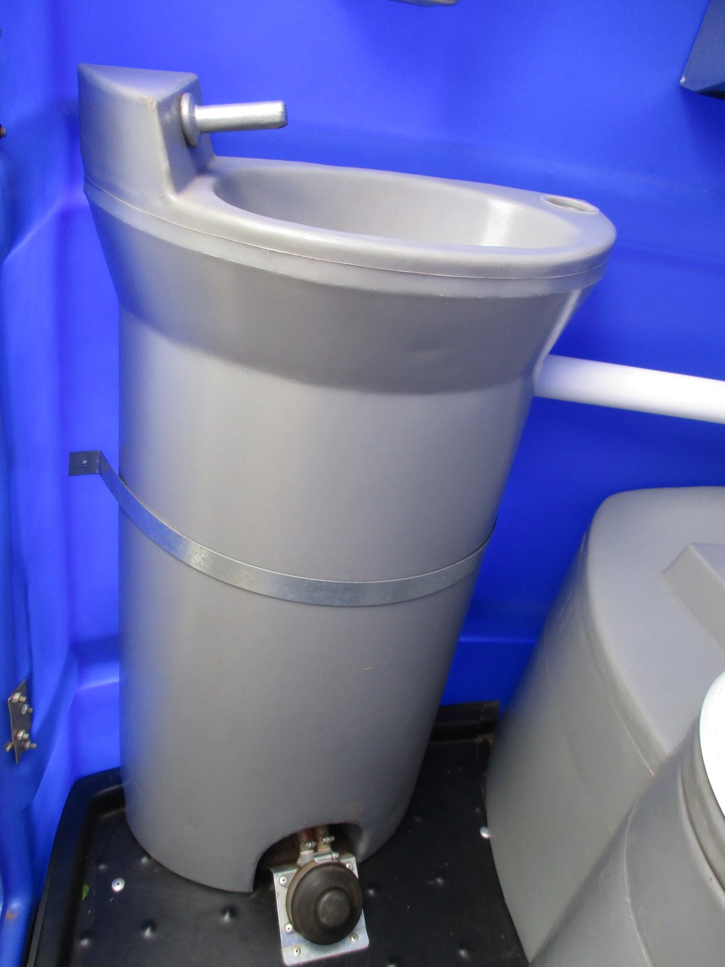 Toilet Wash Basin Tank